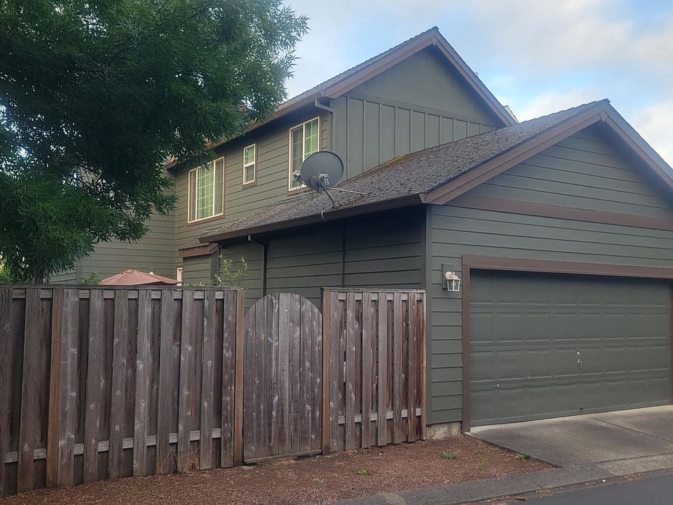 2nd image of 4699 SE Lone Oak St