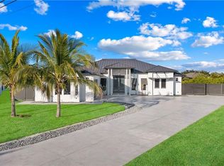 1817 SW 11th Ter, Cape Coral, FL 33991