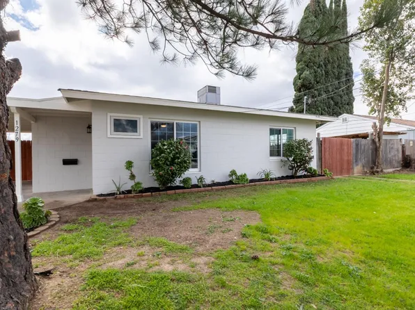 1279 Rosemary Ln, Yuba City, CA 95991