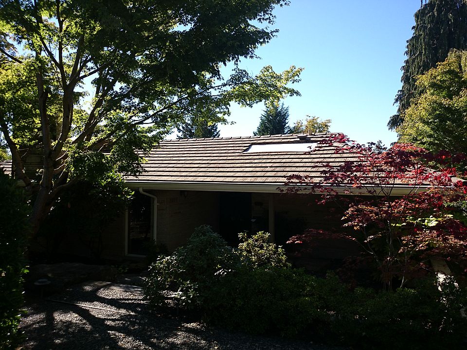 1st image of 3211 W Laurelhurst Dr NE