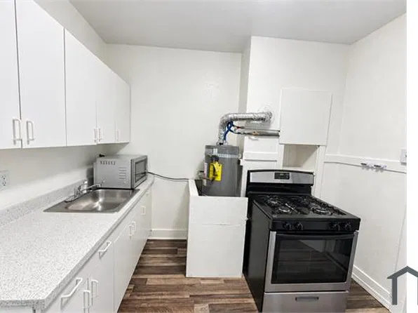 2802 68th Ave, Oakland, CA 94605
