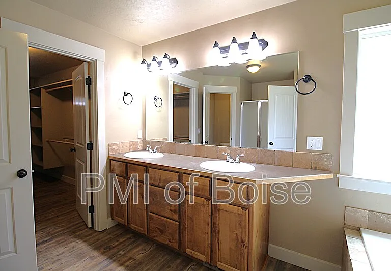 9699 W Montebello Dr — Photo 17