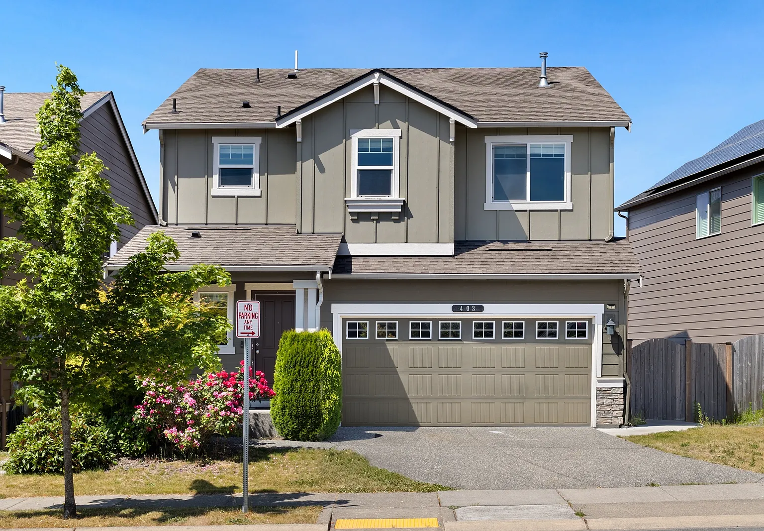 4 bed, 3.5 bath, 2806 sqft, $4,300 — Photo 1