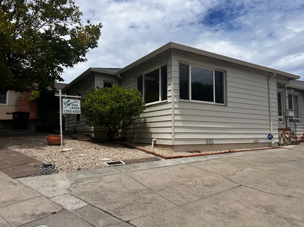 65 Elm St, San Carlos, CA 94070