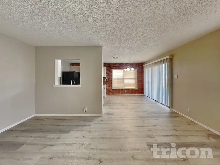 5223 Tom Stafford Dr — Photo 3
