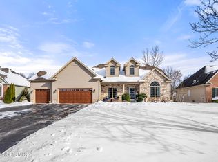 6517 Saddle Bridge Dr E, Whitehouse, OH 43571