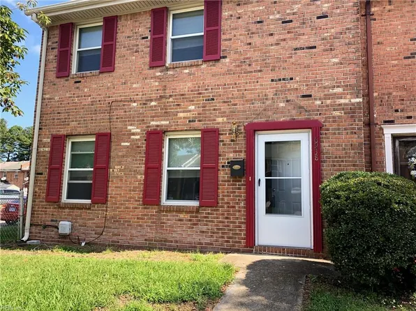 6938 Bonnot Dr, Norfolk, VA 23513