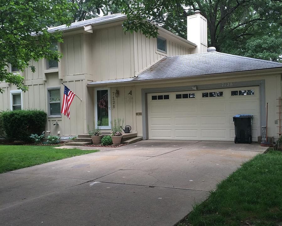 Two-car garage with opener