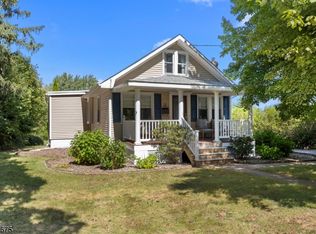 44 Maple Ave, Flemington, NJ 08822