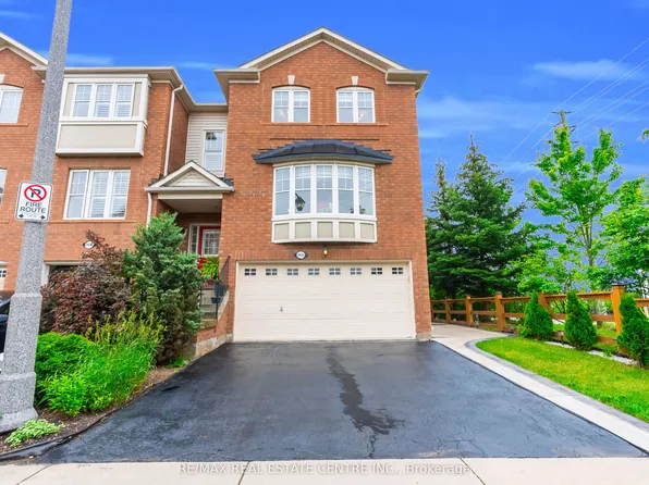 2435 Coho Way N, Oakville, ON L6M 0G7