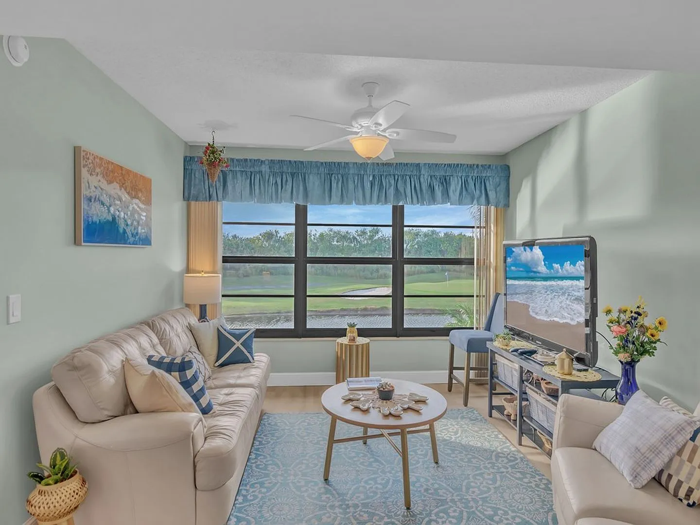 55+ Golf Views Furnished 2/2 Condo Annually or Seasonally — Photo 4