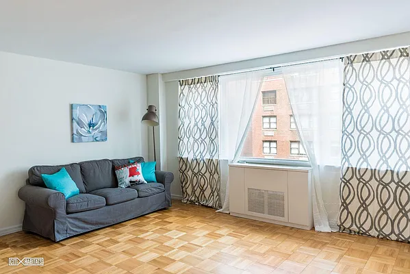 Sold by Citi Habitats | media 2