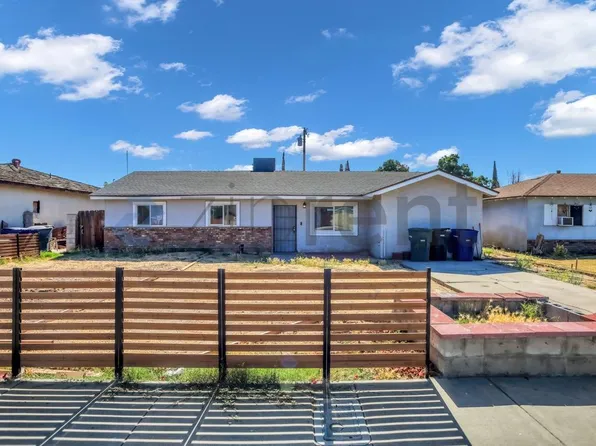 11103 S 11th Ave, Hanford, CA 93230
