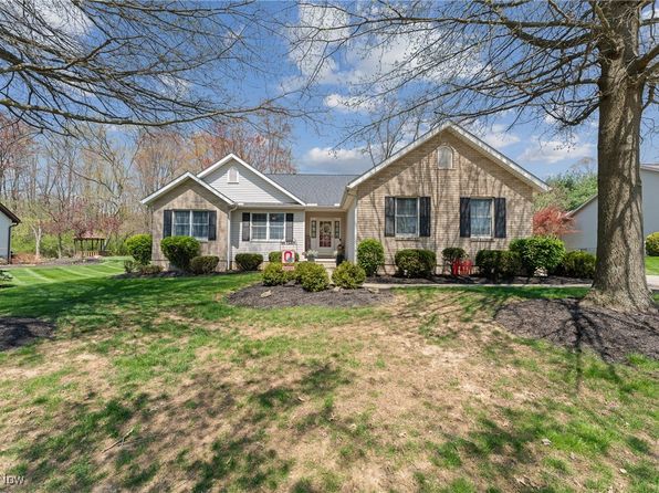 2788 Vinton Woods Dr, Wooster, OH 44691