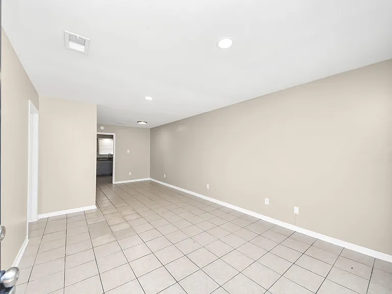 1736 Crestdale Dr #8 — Photo 3