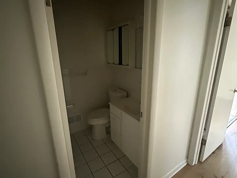 4320 W Bancroft St #3 — Photo 13