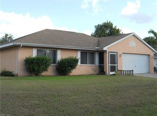 1126 Cariston Ave, Lehigh Acres, FL 33971