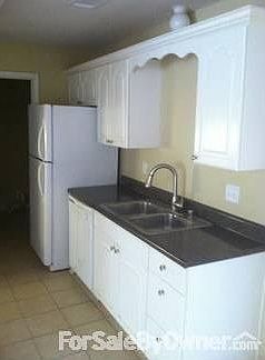 Master bath
						:
						Master bath with walk in closet