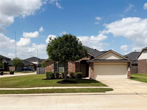 2022 Wellfleet Xing, Fresno, TX 77545