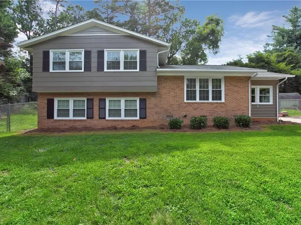 3 Danby Ct, Winston Salem, NC 27103