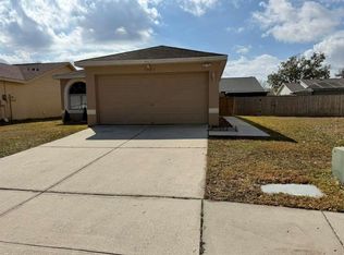 1421 Mohrlake Dr, Brandon, FL 33511