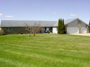 1585 E Keiser Rd, Columbia City, IN 46725