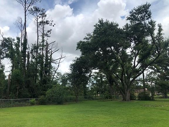 3rd image of 1002 Jefferson Dr