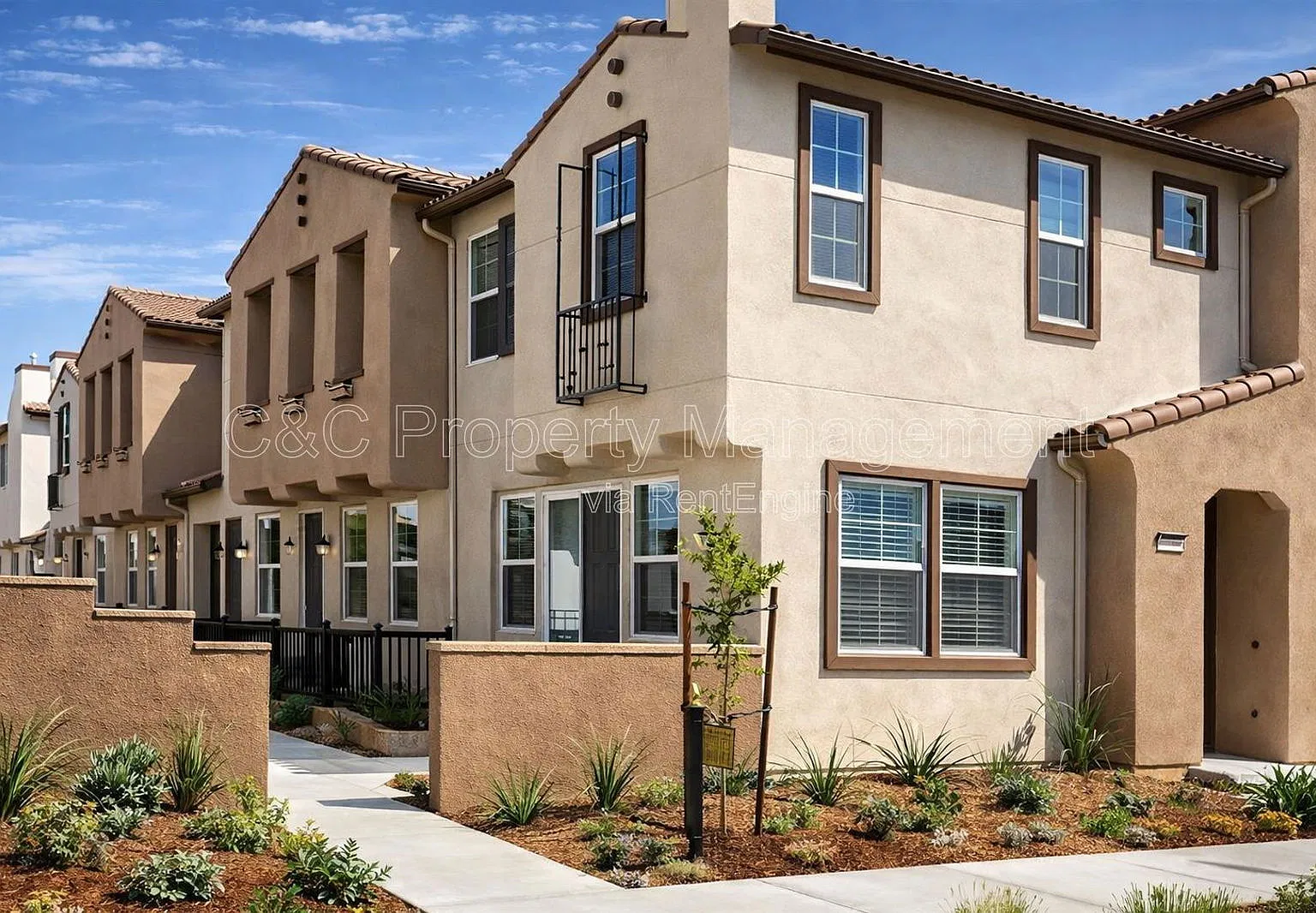 2 bed, 2.5 bath, 1336 sqft, $2,600 — Photo 1