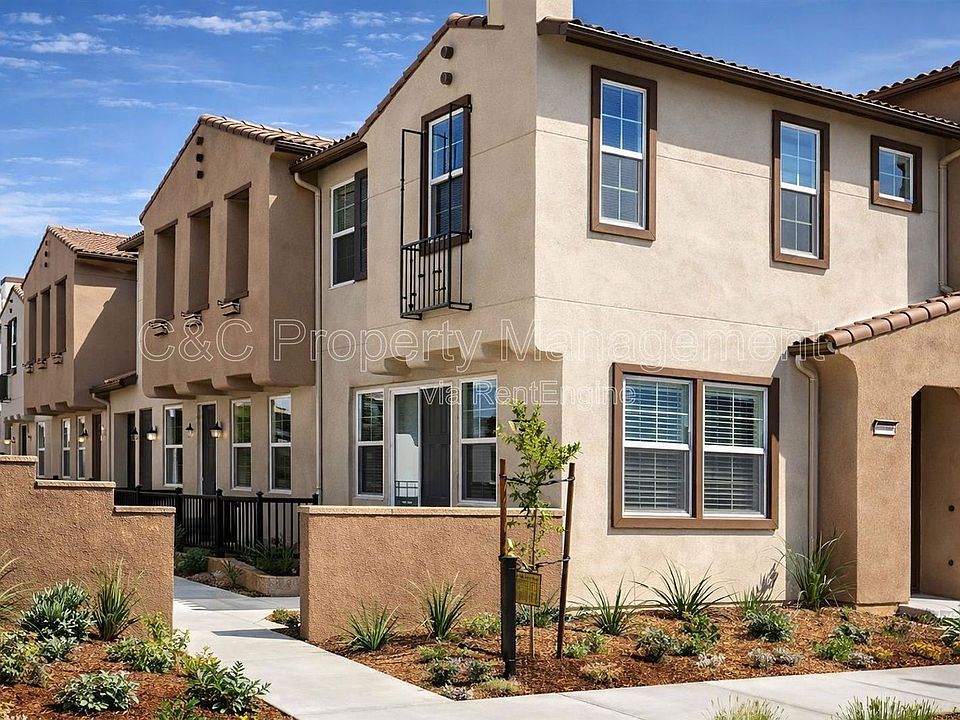 1st image of 40402 Calle Real