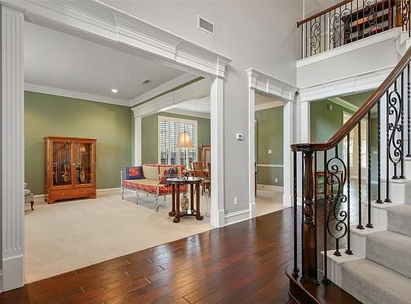 3rd image of 3601 Old Mill Dr