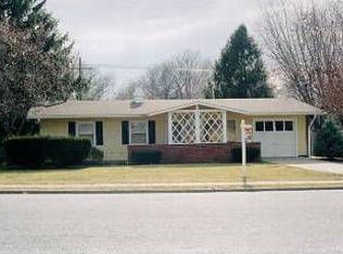1213 Oakwood Dr, Frederick, MD