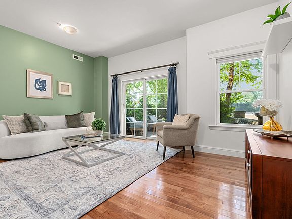3rd image of 61 Bolton St APT 102