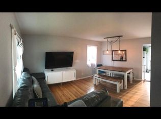 1111 69th St #1111, Windsor Heights, IA 50324