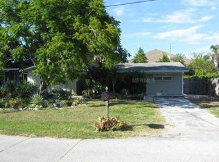 22 14th Ave SW, Largo, FL 33770