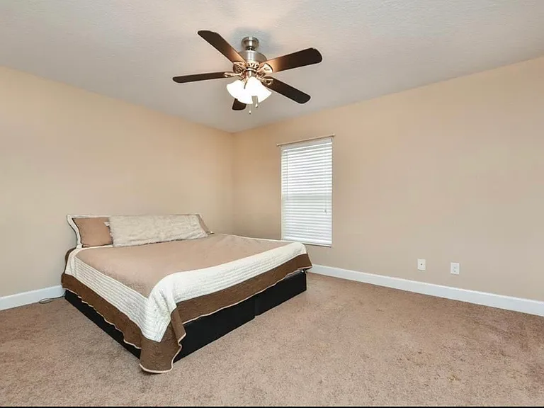 1451 Salisbury Dr — Photo 11