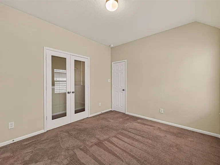 20702 Iron Timber Ln — Photo 35