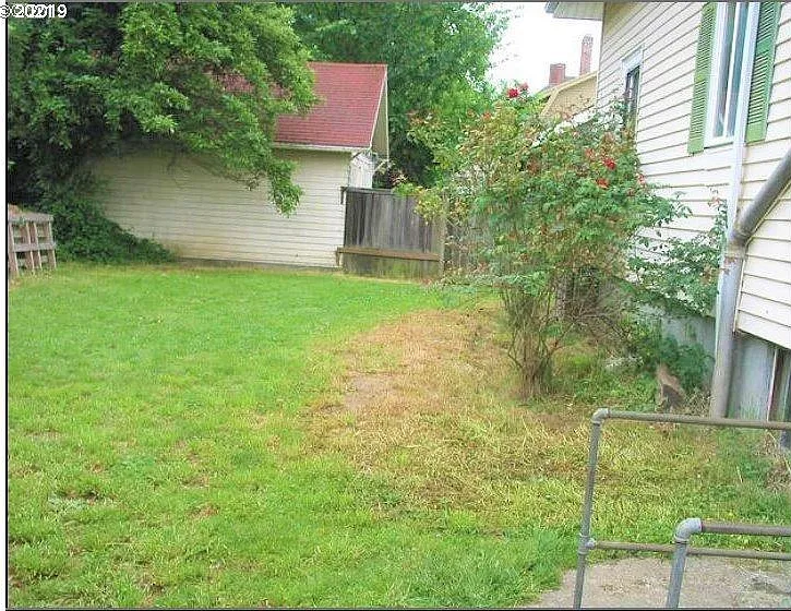 2414 NE 14th Ave #B — Photo 11