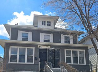 309 E 11th St, Davenport, IA 52803