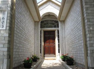 603 Ridge View Dr, Leander, TX 78641