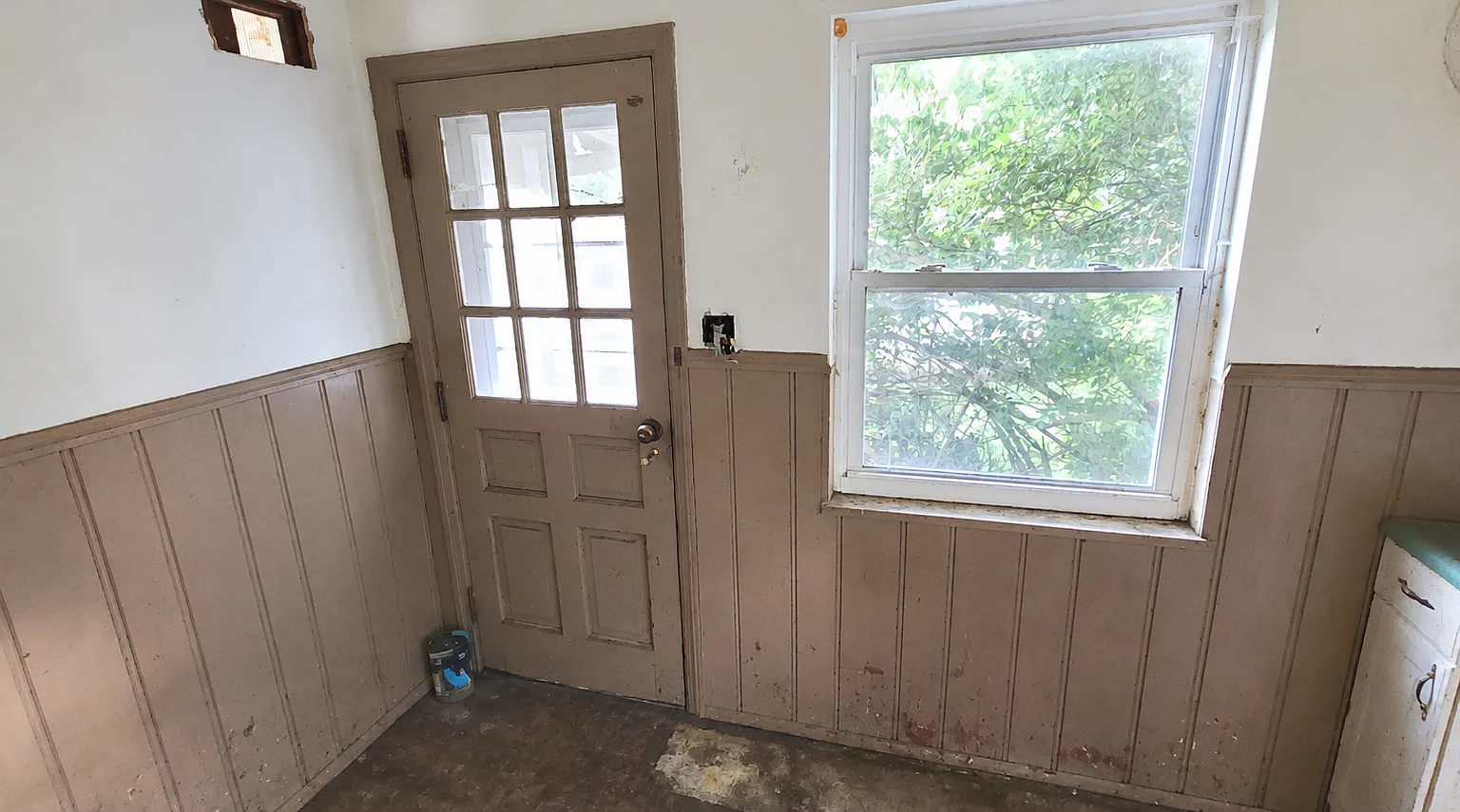 4 bed, 1.0 bath, 1331 sqft, $1,403 — Photo 4