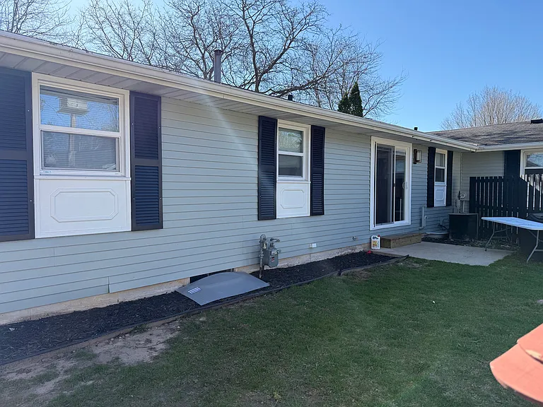 2353 Deer Trl — Photo 9