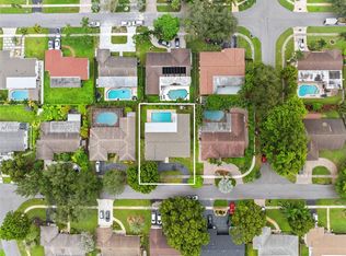 11911 NW 14th Ct, Pembroke Pines, FL 33026