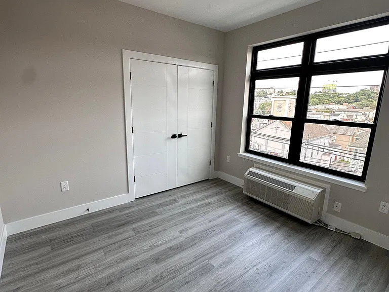 4607 Tonnelle Ave #206 — Photo 15