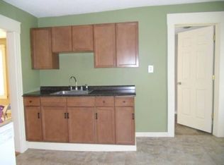 100 Woodmont St #2, Westfield, MA 01085