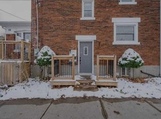 98 Brubacher St #2, Kitchener, ON N2H2W2