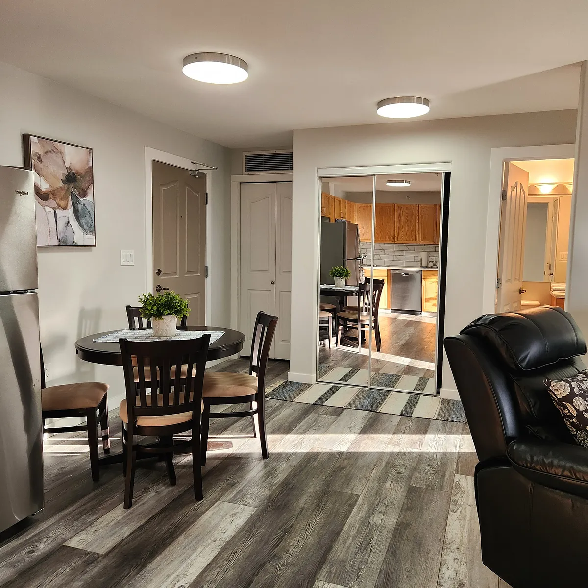 Building Photo - 18 Averill St #313