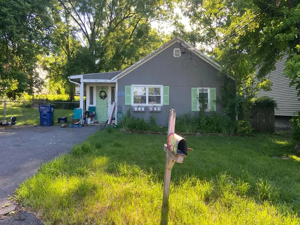 221 Melrose Ave, Syracuse, NY 13219