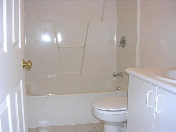 101 Western Ave #6 — Photo 4