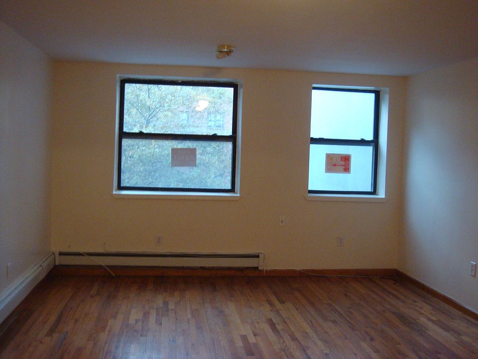 2nd image of 422 Lafayette Ave #Multifamil