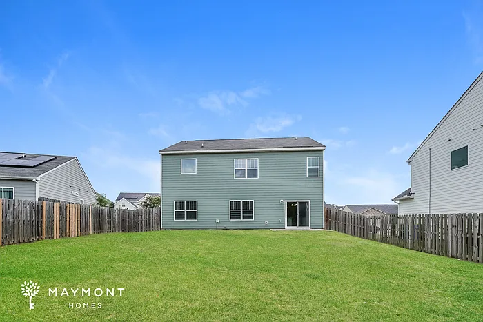 220 Pebble Ln — Photo 14